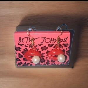 Betsey Johnson Red Lips Bubble Gum Earrings with Pearl Hook Earrings